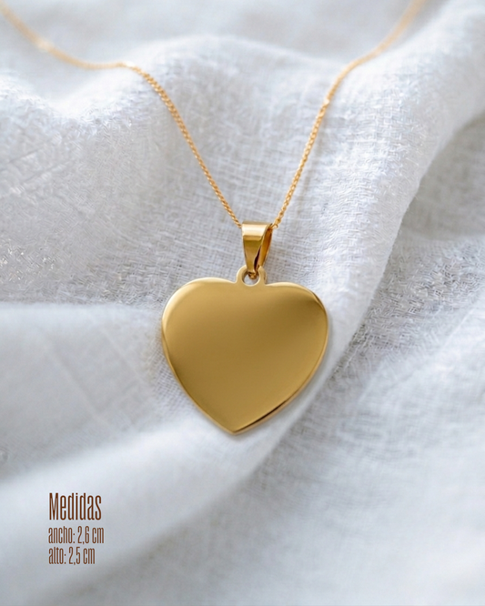 Medallita forma de corazón ♥️ acero inoxidable color dorada